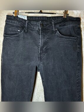H&M (32x26 actual) Men's Washed Black Slim Jeans